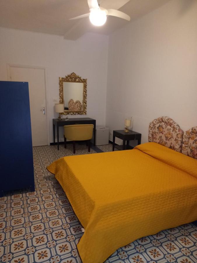 Curpi De Ma Hotell Bonassola Exteriör bild